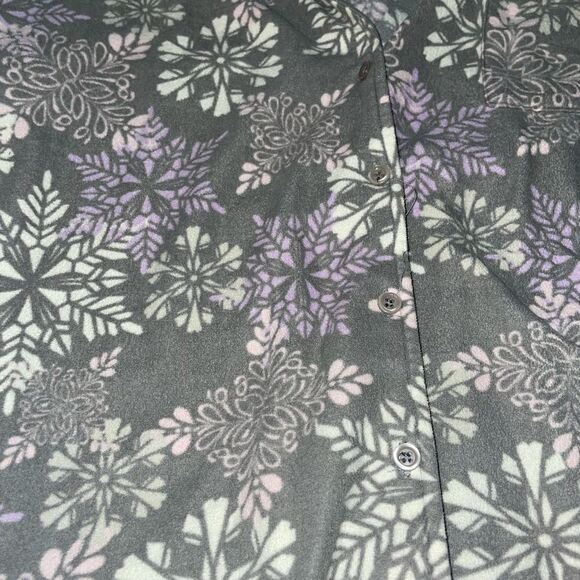 PINK VS- Snowflake Button Up Pajama Top Women’s 2X - Picture 2 of 5